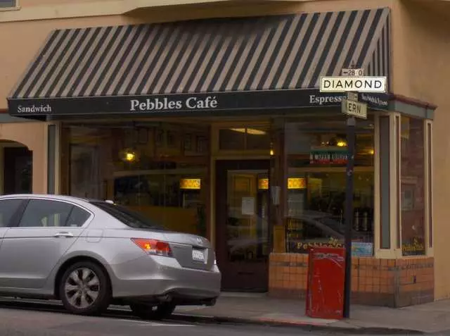 Pebbles Cafe