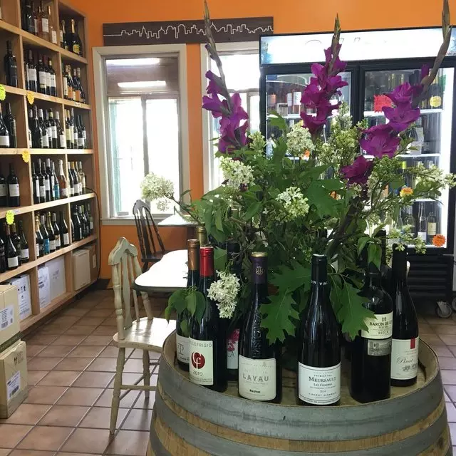 Chiotras Grocery