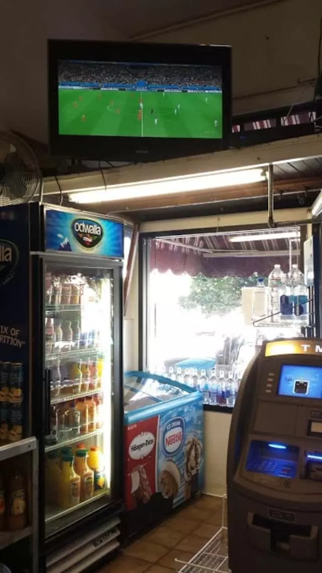 Chiotras Grocery