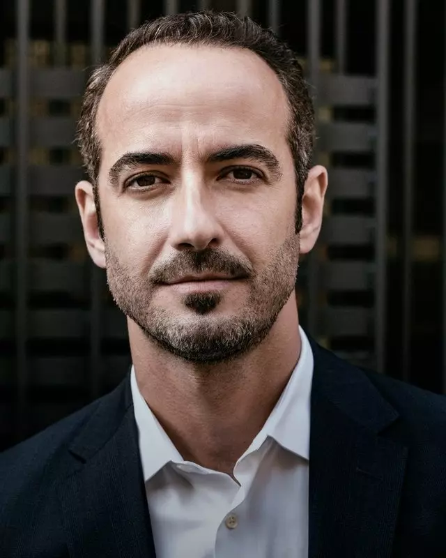 Alex M Shvartsman