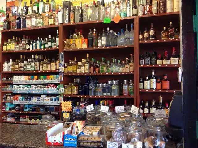 Rosenberg Deli & Market