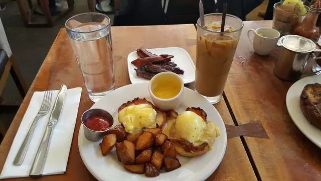 Mission Beach Cafe
