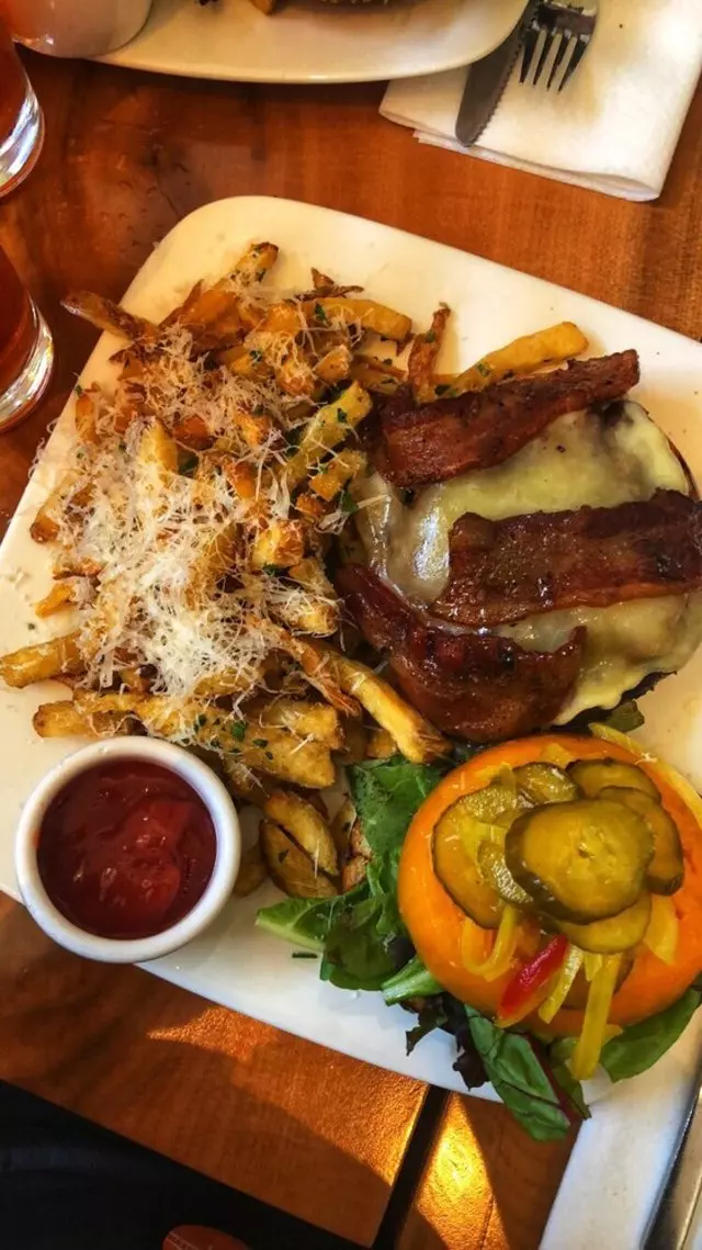 Mission Beach Cafe