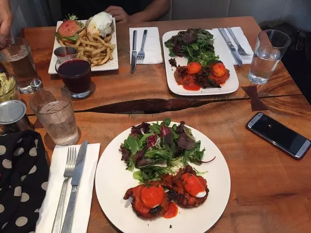 Mission Beach Cafe