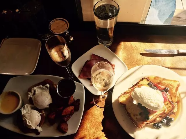 Mission Beach Cafe