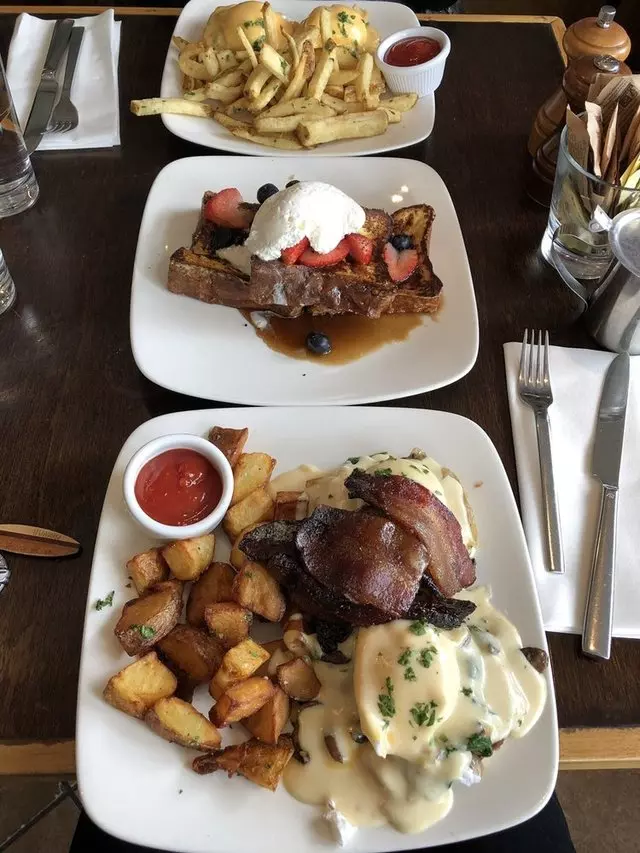 Mission Beach Cafe