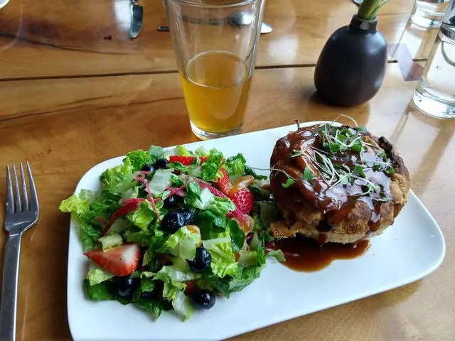 Mission Beach Cafe