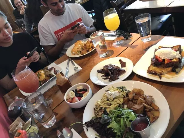 Mission Beach Cafe