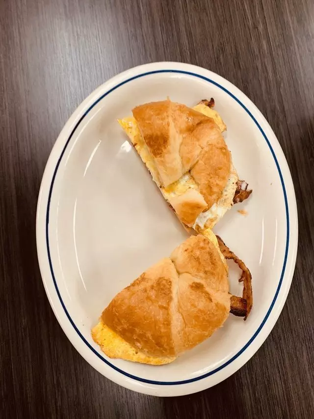 Leonore’s Deli & Taqueria