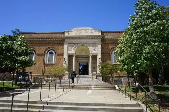 Presidio Branch Library
