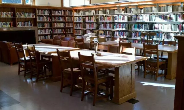 Presidio Branch Library