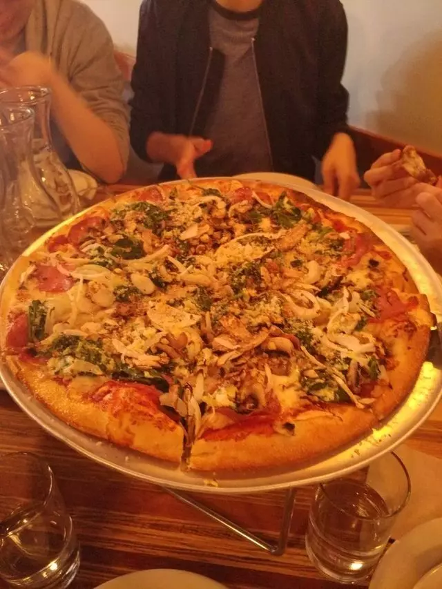 Little Star Pizza