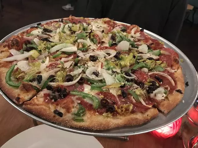 Little Star Pizza