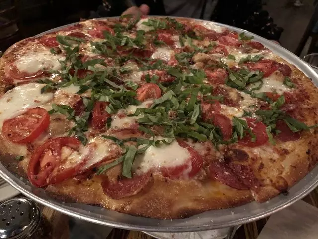 Little Star Pizza