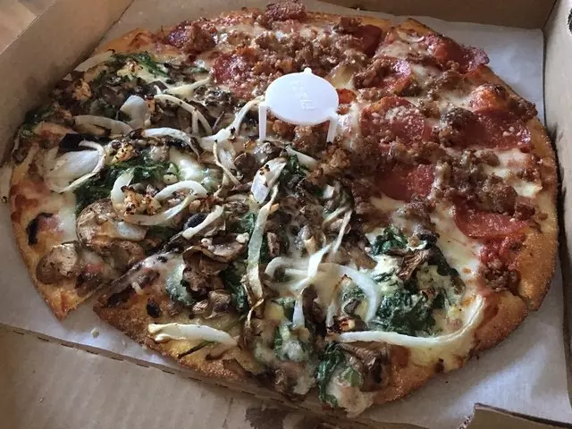 Little Star Pizza