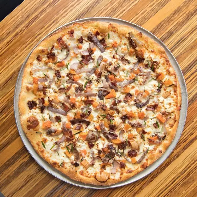Little Star Pizza
