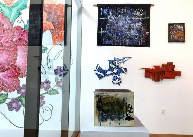 836m gallery