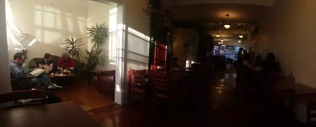Borderlands Café