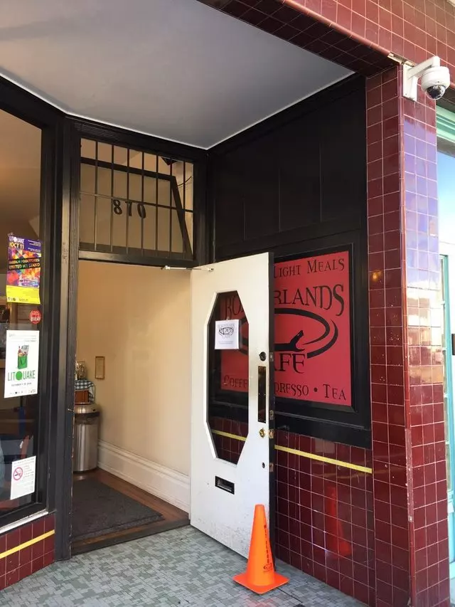 Borderlands Café