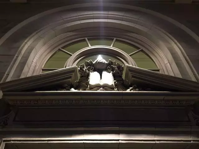 San Francisco Public Library - Sunset Branch