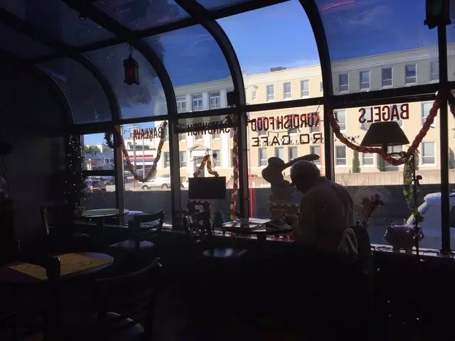 Ro Cafe