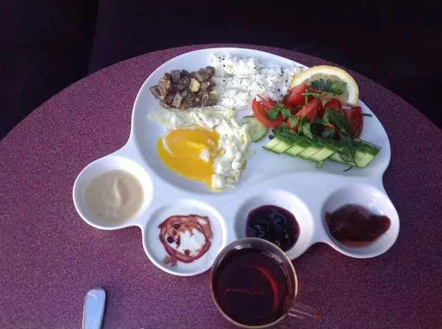 Ro Cafe