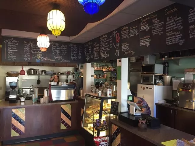 Ro Cafe