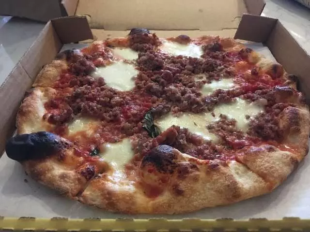 Pizzeria Delfina