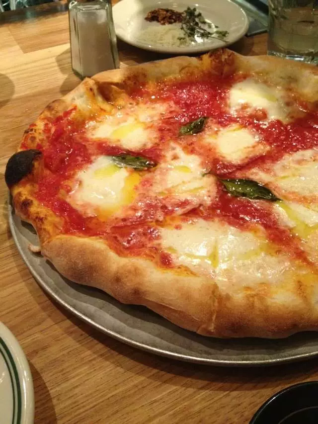 Pizzeria Delfina