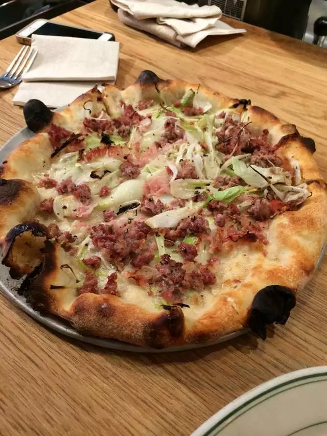 Pizzeria Delfina