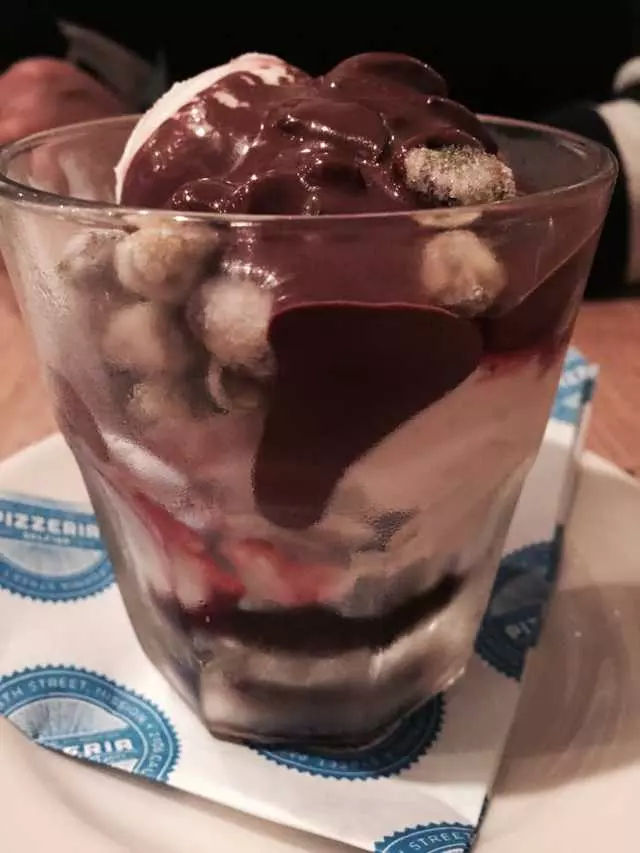 Pizzeria Delfina