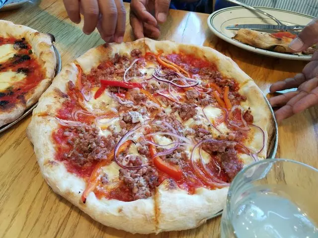 Pizzeria Delfina