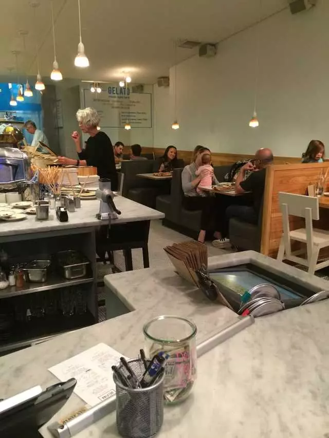 Pizzeria Delfina