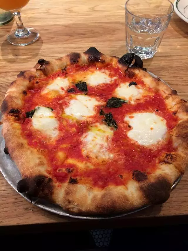 Pizzeria Delfina