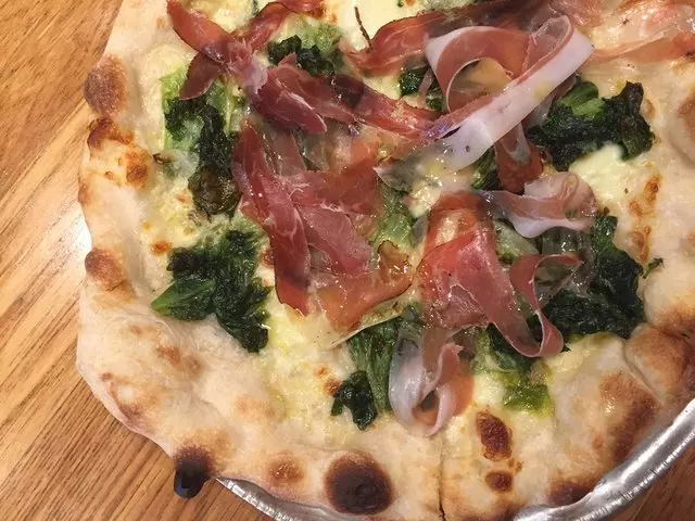 Pizzeria Delfina