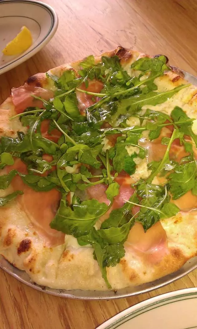 Pizzeria Delfina
