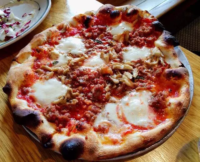 Pizzeria Delfina