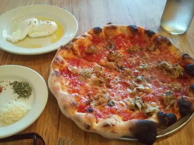 Pizzeria Delfina