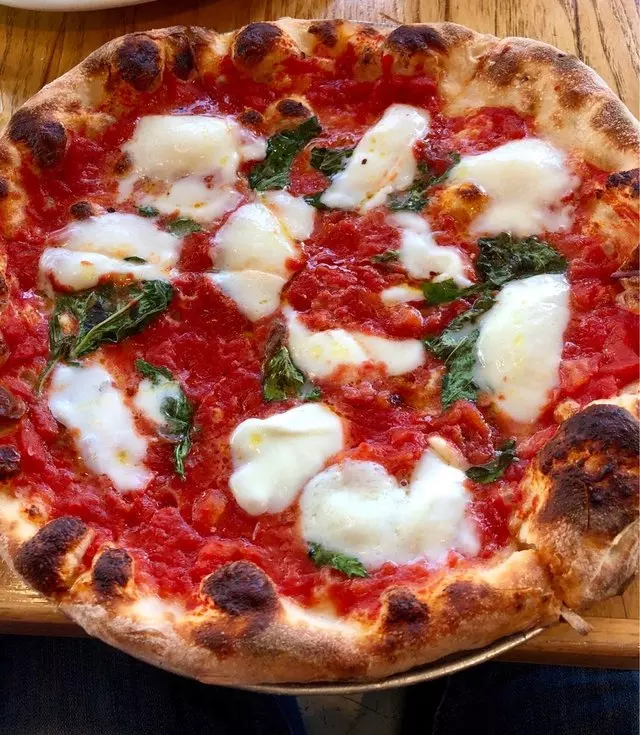 Pizzeria Delfina