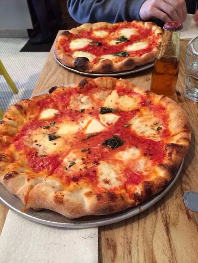 Pizzeria Delfina
