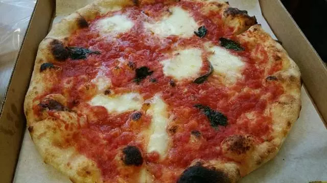 Pizzeria Delfina