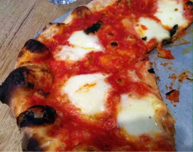 Pizzeria Delfina