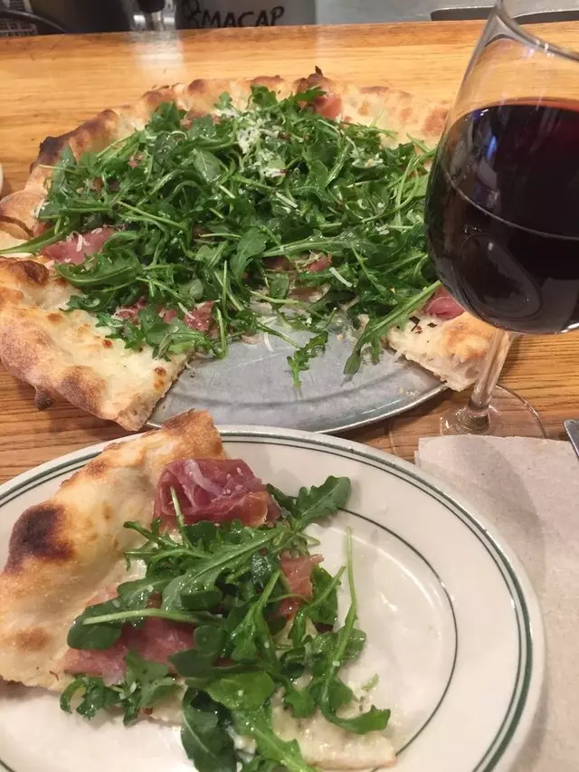 Pizzeria Delfina