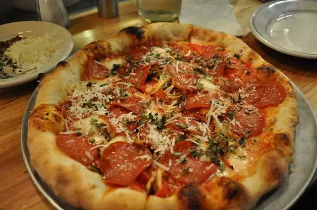Pizzeria Delfina