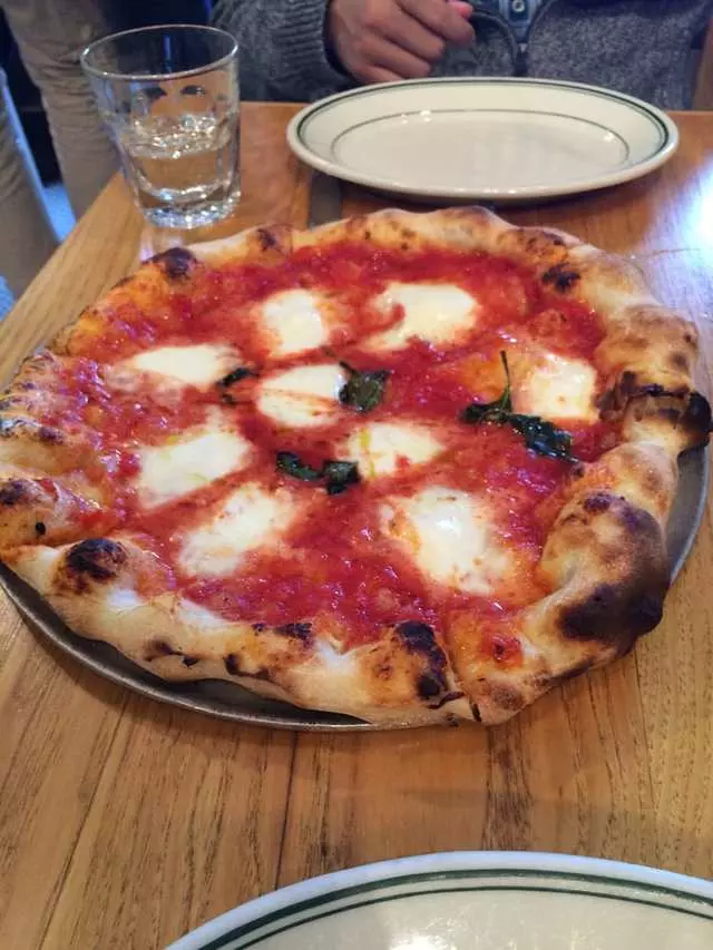 Pizzeria Delfina