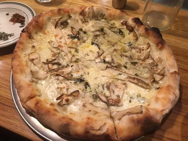 Pizzeria Delfina