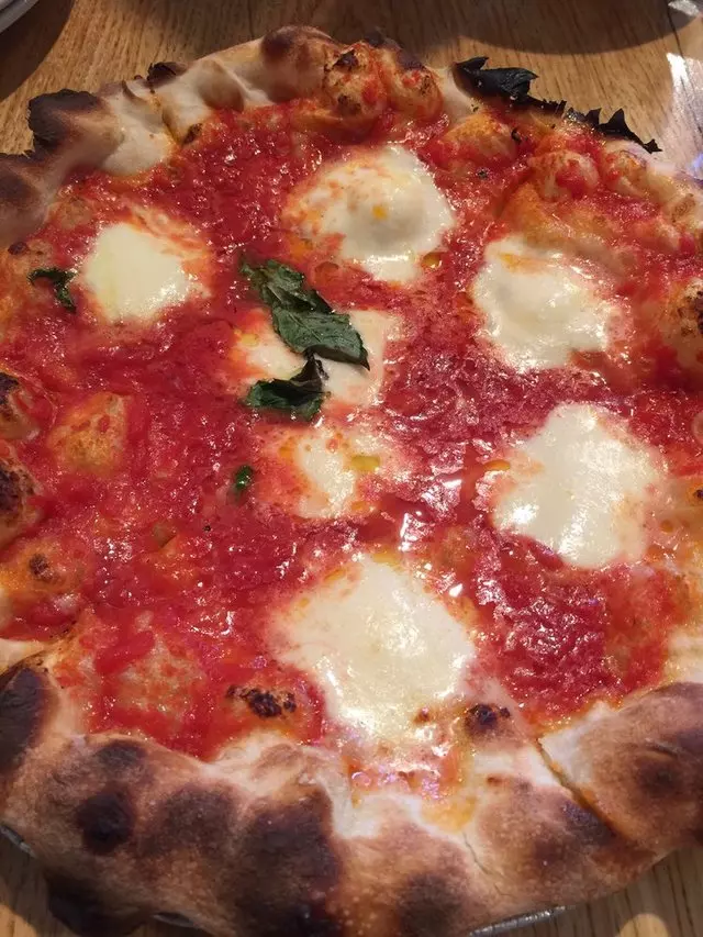 Pizzeria Delfina