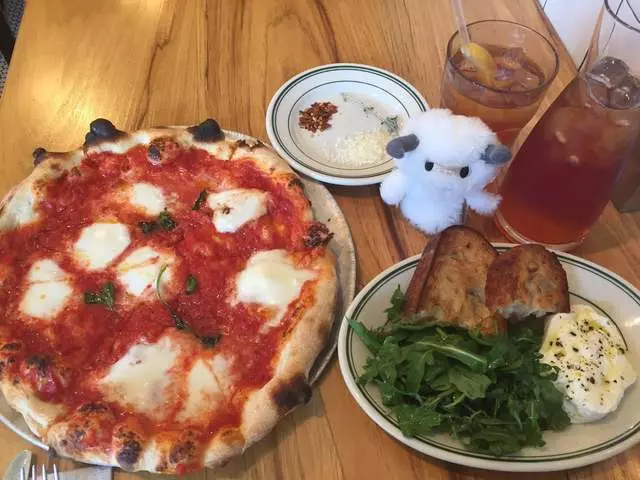 Pizzeria Delfina