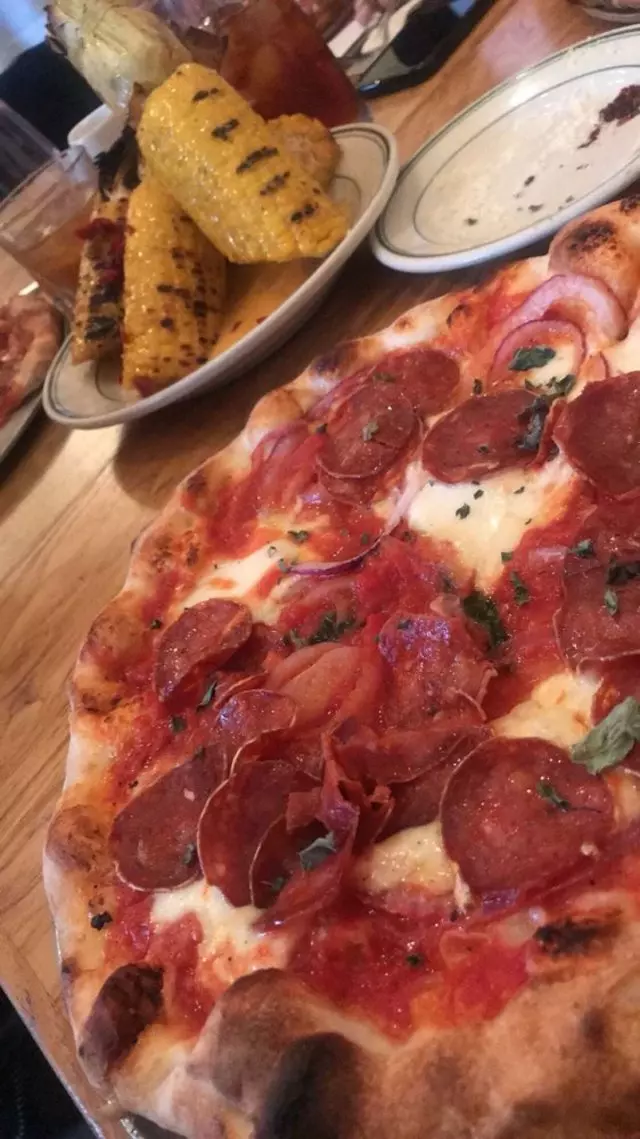Pizzeria Delfina