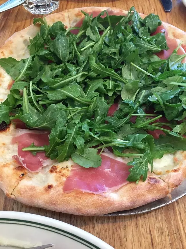 Pizzeria Delfina
